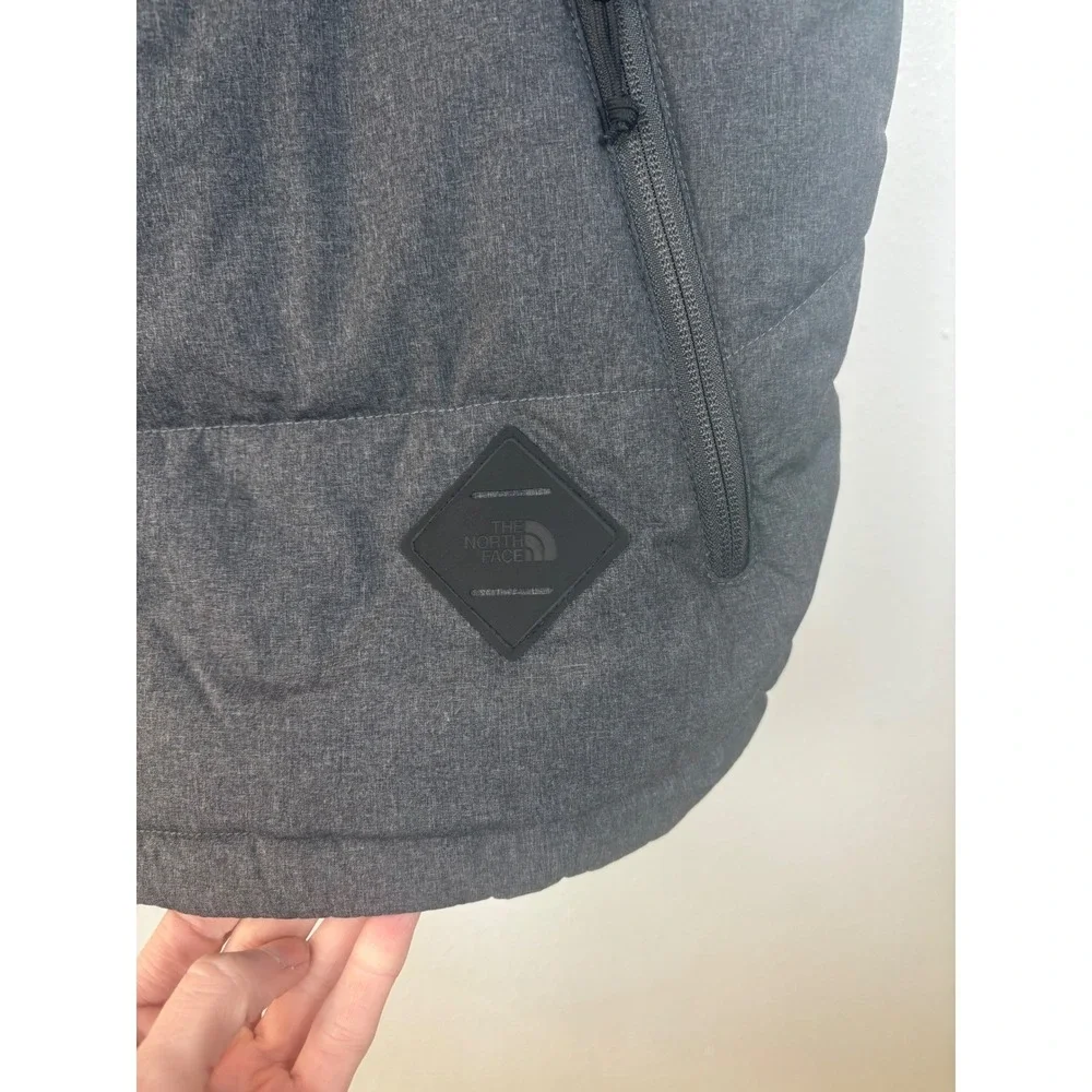 The North Face Mens‎ Small Patricks Point Vest Puffer Grey Insulated Snap Front